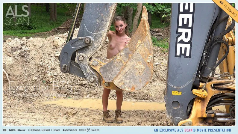 ALSScan Macy Meadows Excavator BTS -> ALSScan Macy Meadows Máy đào BTS