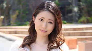 Số 1015 Ami Ogawa.