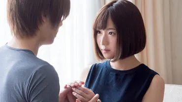 让害羞的白班女孩脸颊泛红的性爱 / 光叶