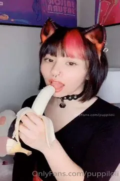 puppiloli veut manger ta grosse banane