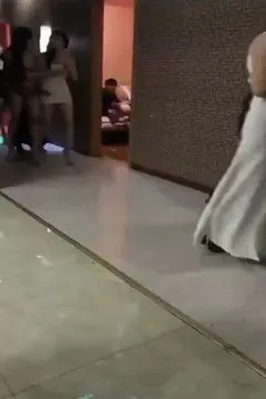 酒店选妃实录