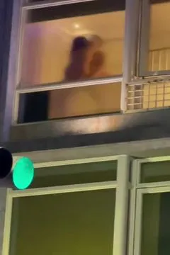 在旅馆爱爱的时候还是要注意一下