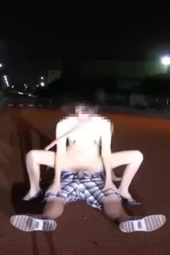 Ultimative Lustfrau - Outdoor-Training einer kleinen Hündin
