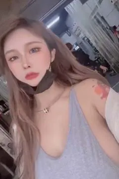 Có ai cần sửa xe hay sửa chữa tôi không?