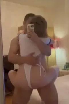 跟女友完火车便当