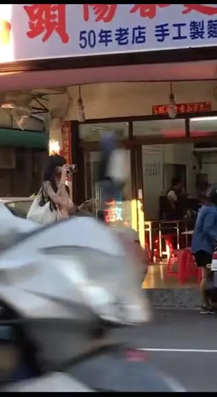 New Horie 'OK Bandage Snow Breasts' in Taiwan... There's a meaning bend it: A naked girl represents a naked heart.