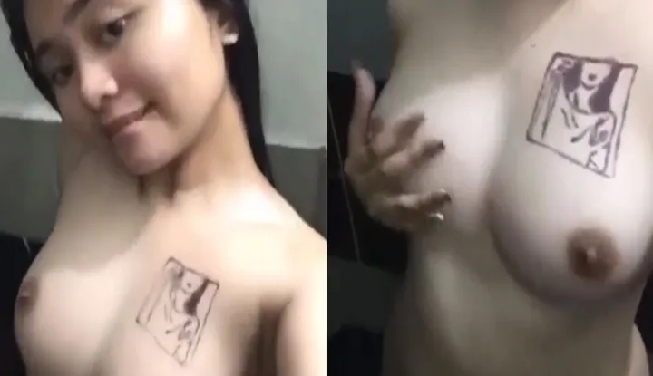 [Philippines] Jeune fille fraîche se lave et se montre ~ seins et petite chatte bien nettoyés