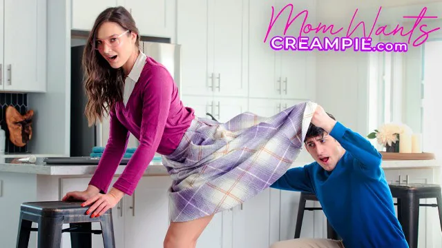 ทำไมคุณถึงอยากฉีดเมล็ดของคุณบนใบหน้าของสาว ๆ? Milf Katrina Colt ถาม Stepson -S2:E2