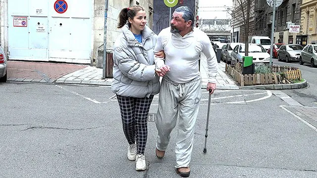 sehr glücklicher Tag für den dicken Schwanz alter Männer