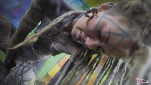 Z-Filmz Anuskatzz et Lily Lu : Comment Faire Squirt
