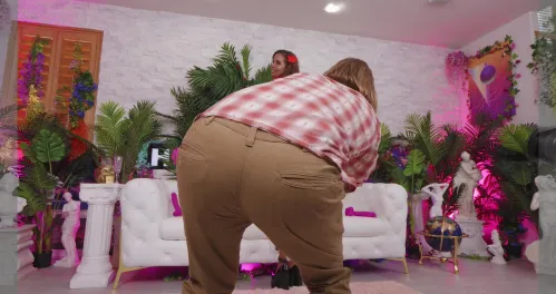 HookupHotshot Épisode 409 Kylie Le Beau 2 Anal BTS
