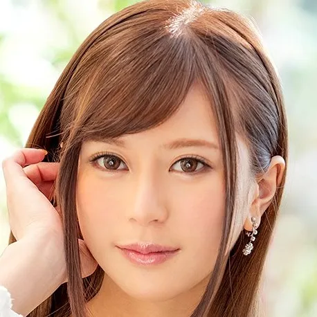 Yuzuki Riana